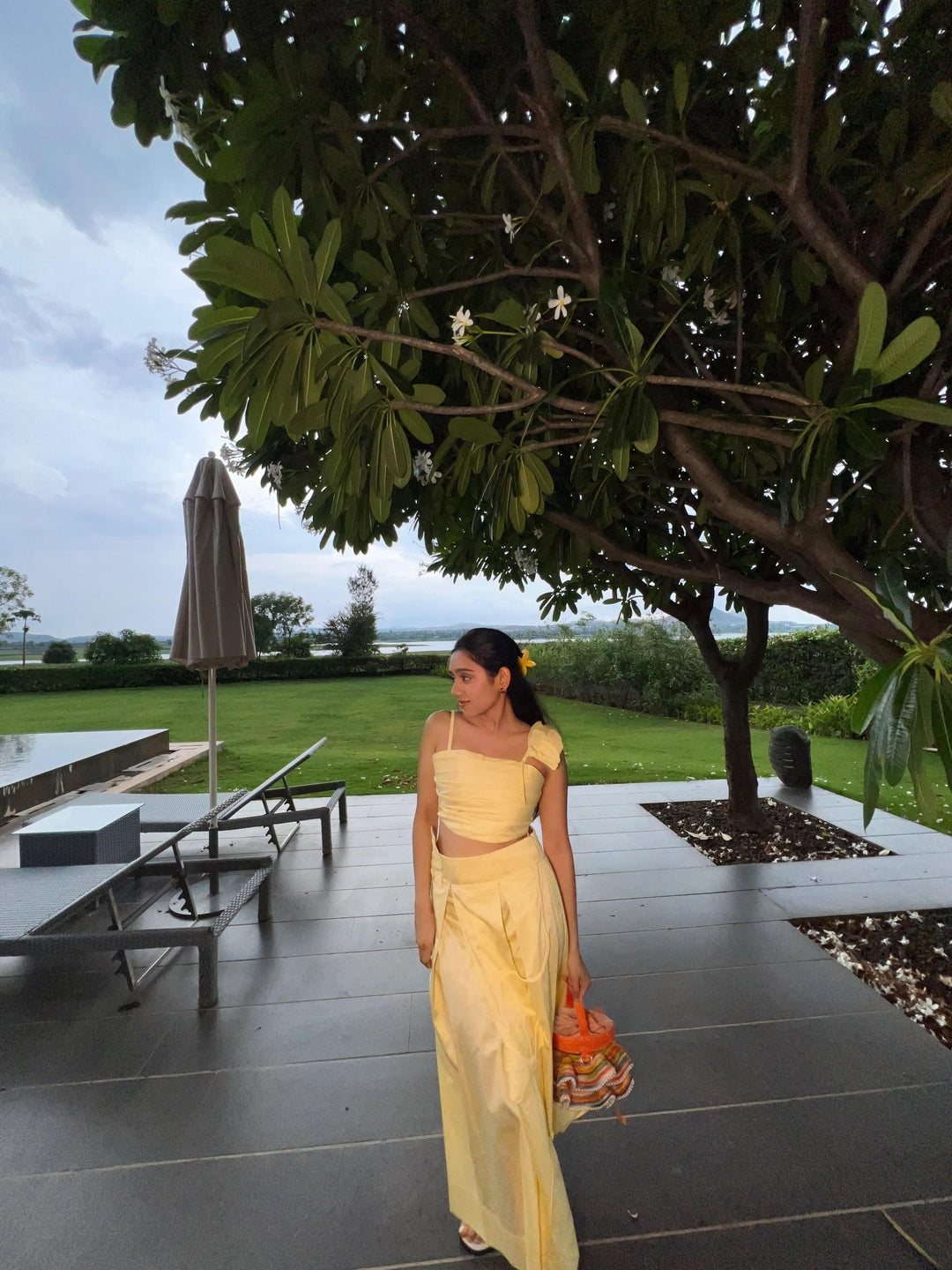 YASHVI VANANI IN MATTIA SET - Zilaire