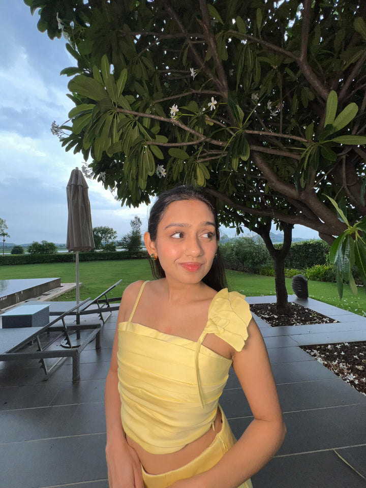 YASHVI VANANI IN MATTIA SET - Zilaire