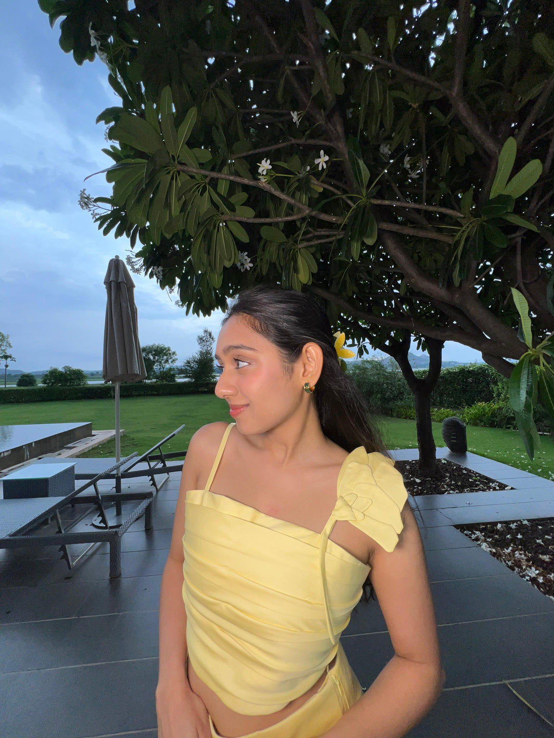 YASHVI VANANI IN MATTIA SET - Zilaire